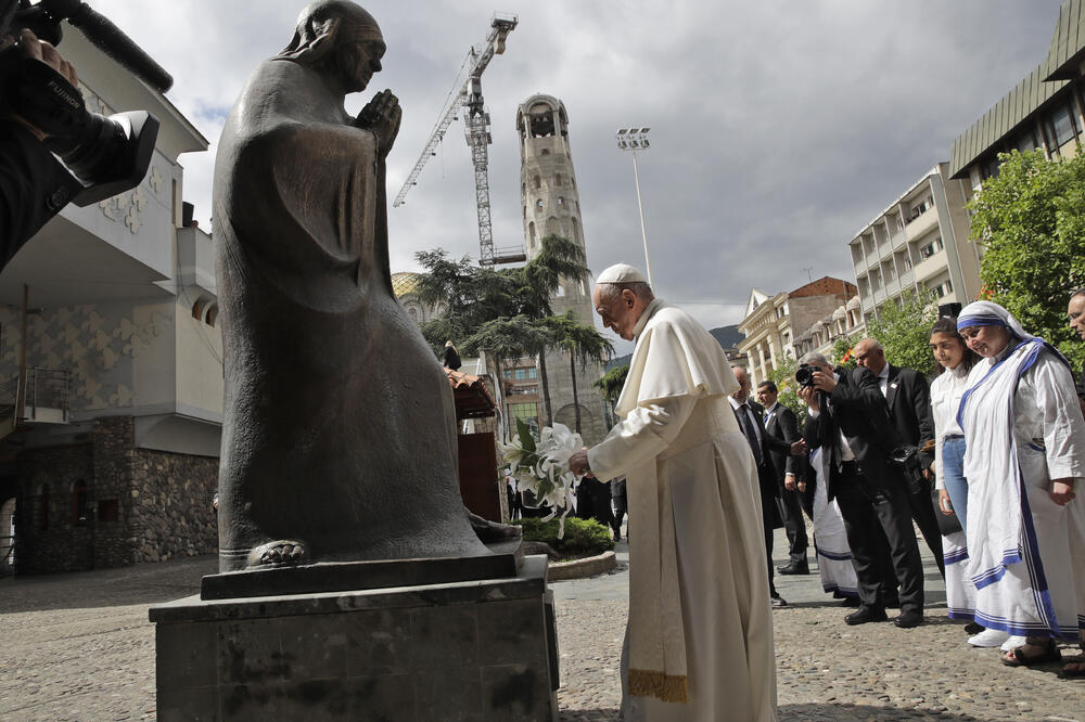 Papa Franjo, Foto: Alessandra Tarantino/AP