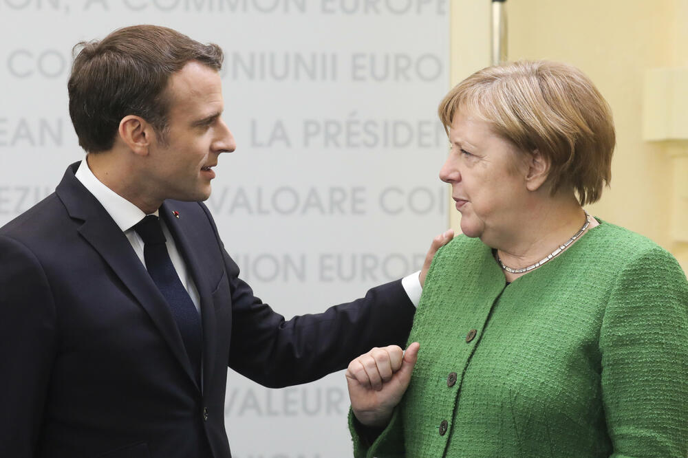 Makron i Merkel, Foto: Reuters