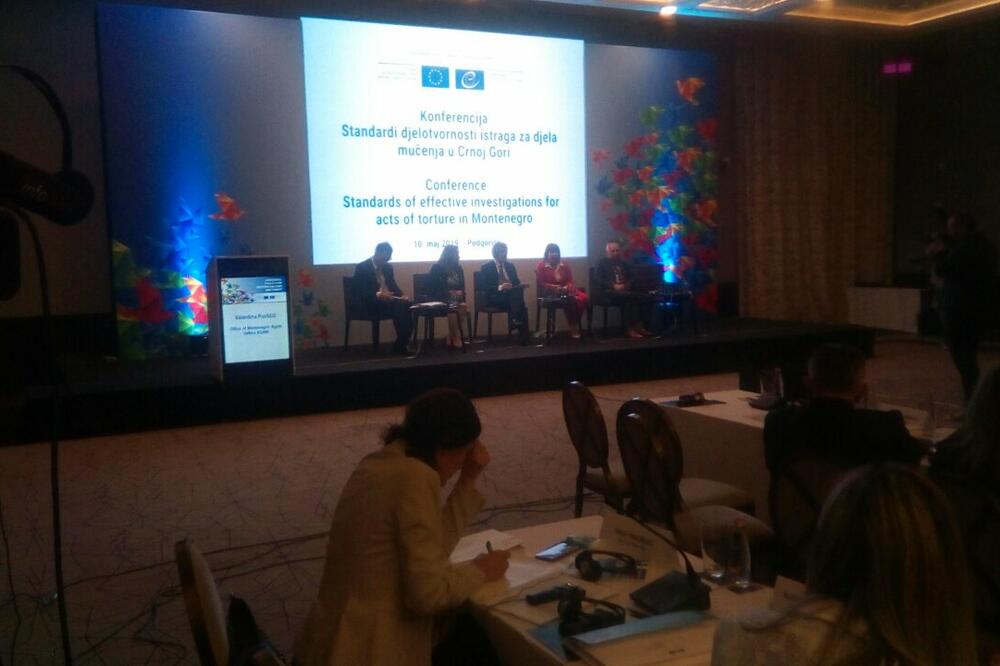 Sa konferencije, Foto: Borko Ždfero