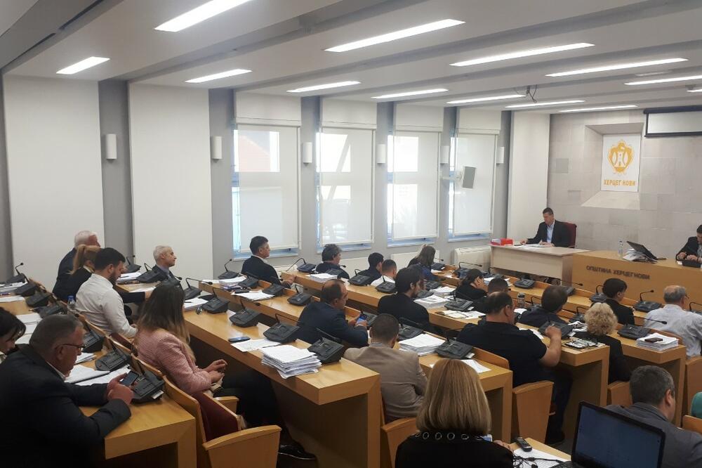 Sjednica SO Herceg Novi, Foto: Slavica Kosić