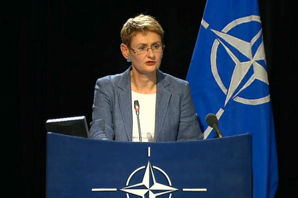 Oana Lungesku, Foto: NATO