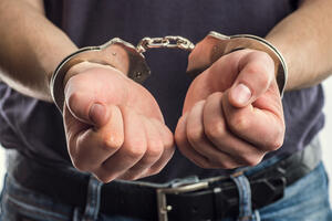 Rožaje: Jedna osoba uhapšena zbog krijumčarenja tražilaca azila,...