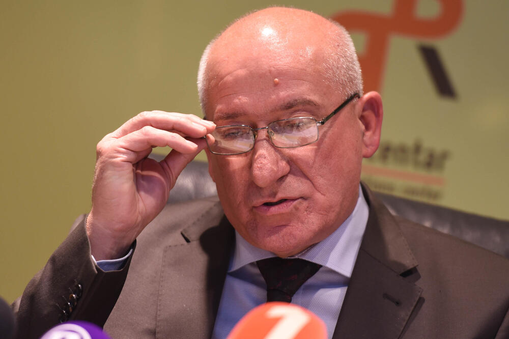 Katnić na konferenciji, Foto: Savo Prelević