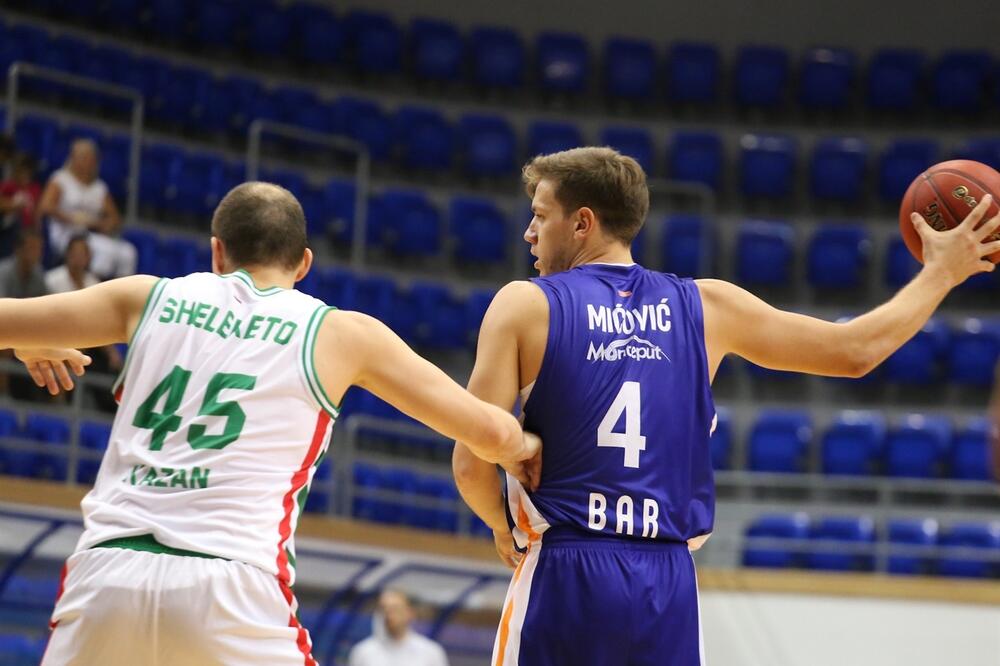 Strahinja Mićović, Foto: Eurocupbasketball.com
