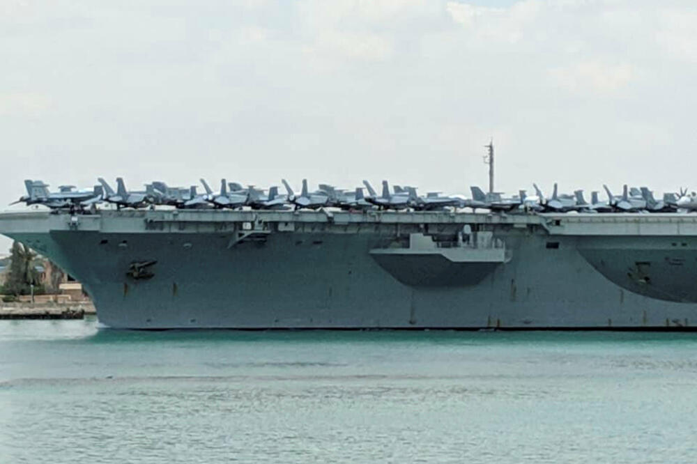 Nosač aviona "Abraham Linkoln", Foto: Reuters