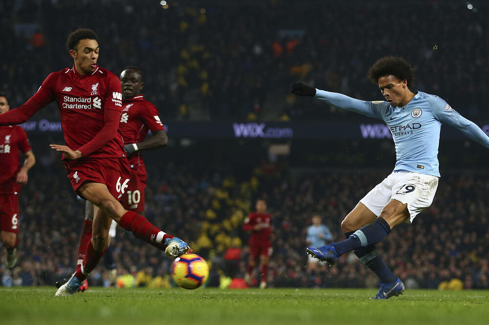 Liroj Sane postiže pobjedonosni gol za Siti protiv Liverpula 3. januara, Foto: BETA/AP