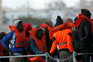 Libija: Obalska straža spasila 150 migranata