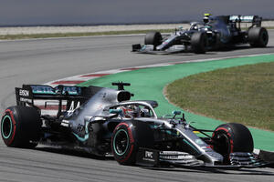 Peti uzastopni dubl Mercedesa, dominacija Hamiltona i Botasa