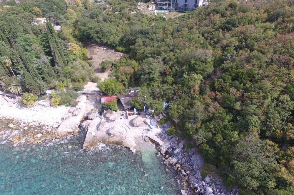 “Zoff Fish’s Bar” na Kamenovu, Foto: Privatna arhiva