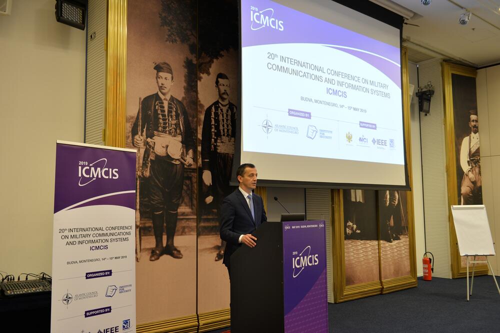 Bošković na konferenciji u Budvi, Foto: Ministarstvo odbrane