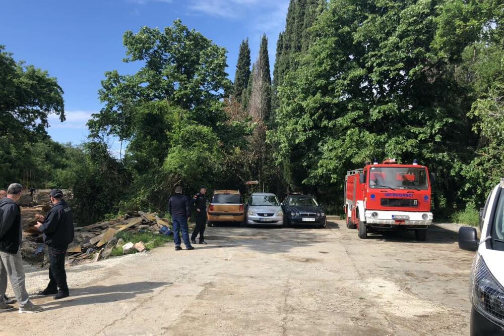 Policija ne dozvoljava da se priđe lokalu, Foto: Vuk Lajović