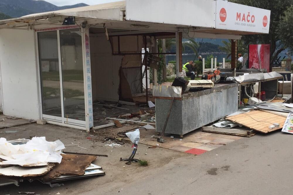 Jedan od objekata koji se uklanja, Foto: Vuk Lajović