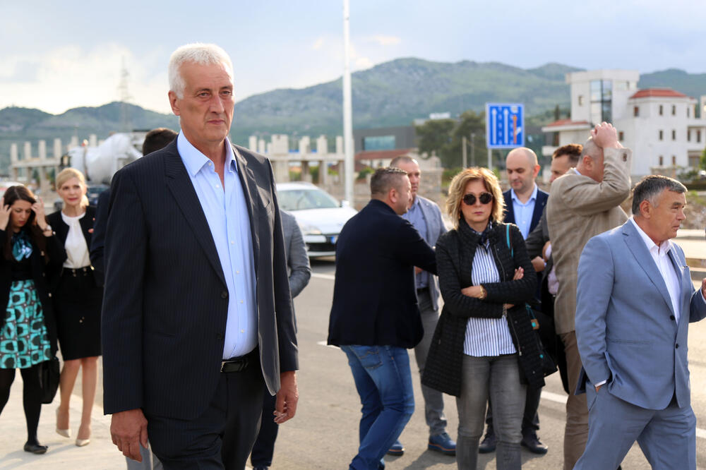 Parača danas na otvaranju bulevara, Foto: Filip Roganović