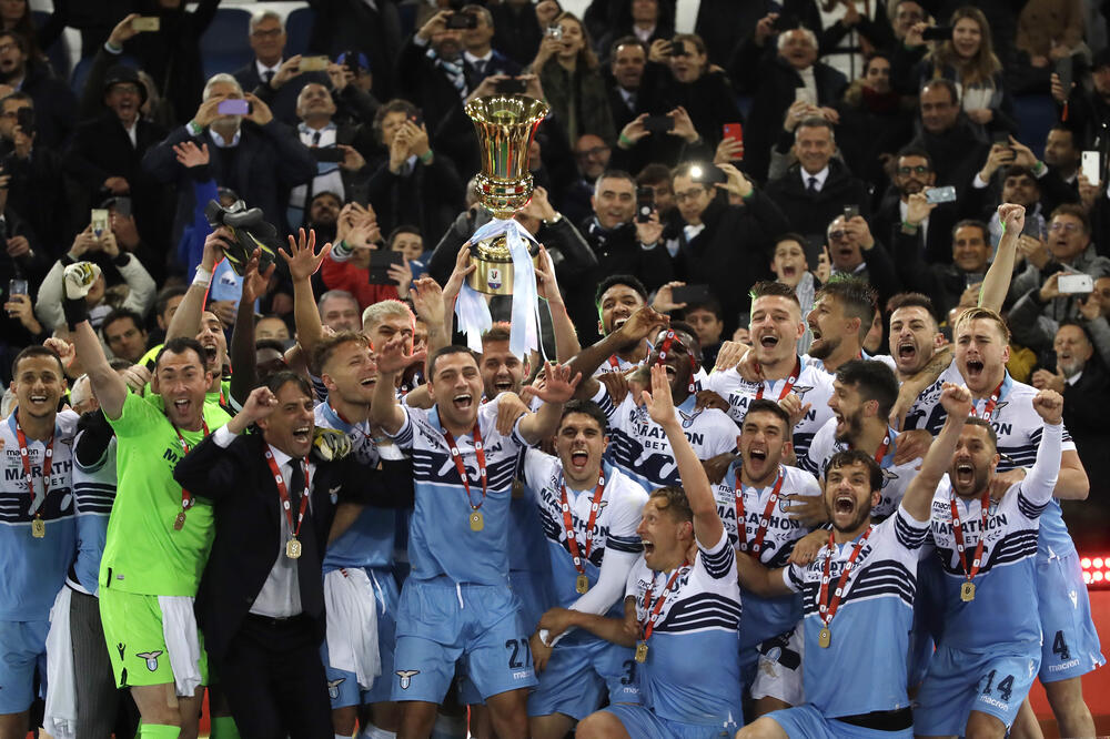 Pobjeda za Armanda, Foto: AP