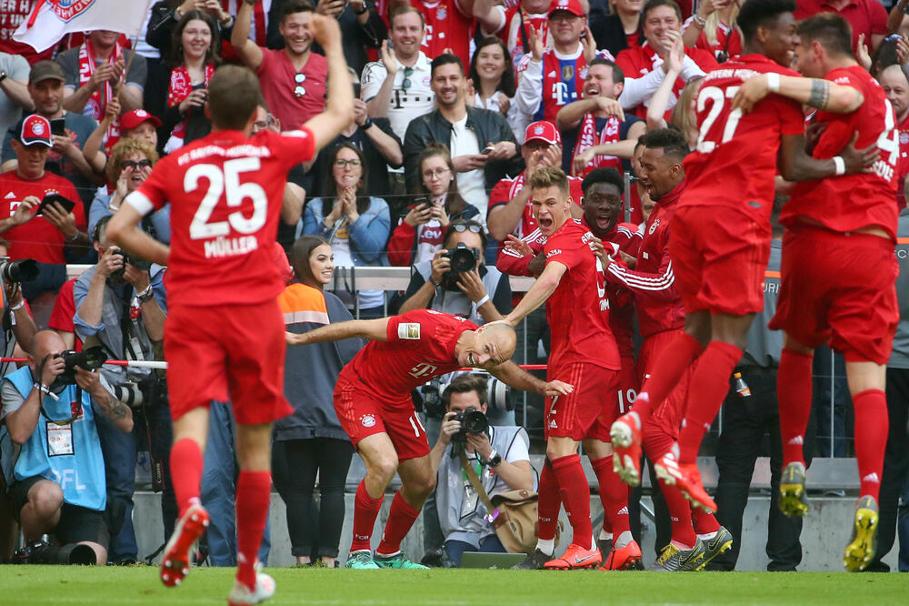 Slavlje Bajerna nakon gola Robena, Foto: Reuters