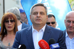 Radunović: Problemu u Kotoru trebalo pristupiti sa više takta