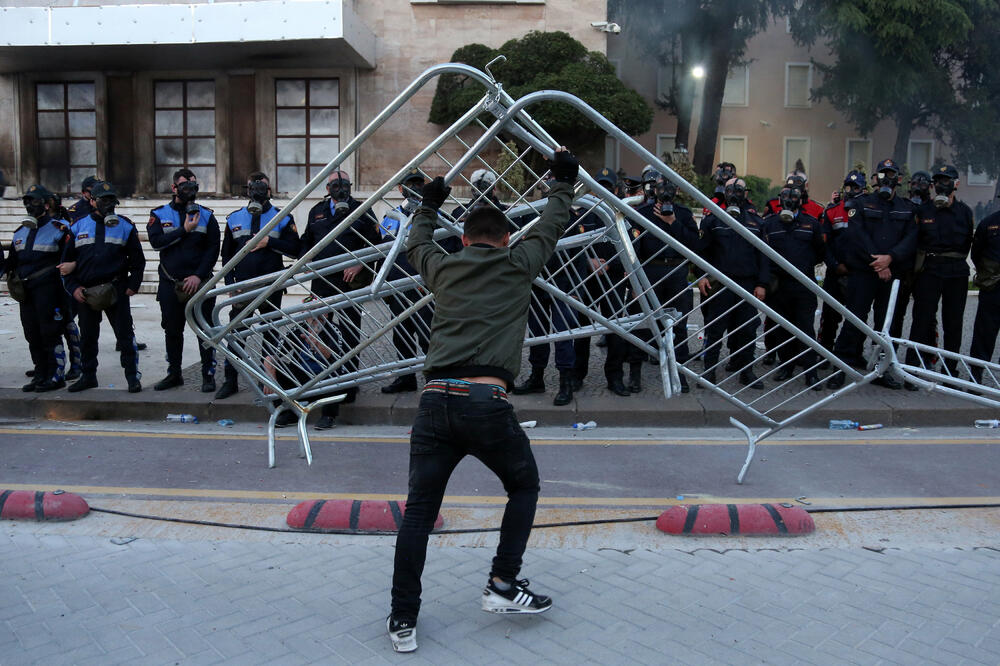 Protest u Albaniji, Foto: Reuters