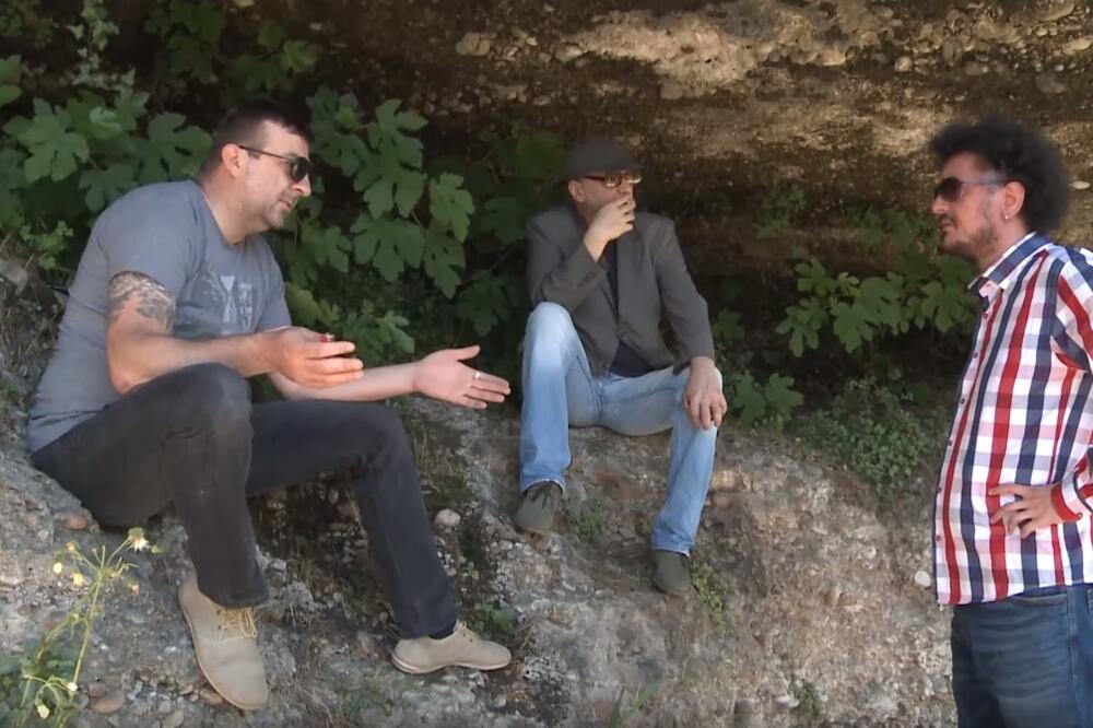 Kumare u novom klipu, Foto: Screenshot