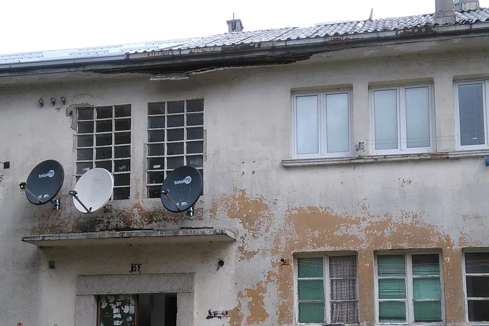 Zgrada datira iz pedesetih godina, Foto: Svetlana Mandić