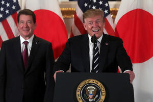 Tramp traži da japanske firme više investiraju u SAD