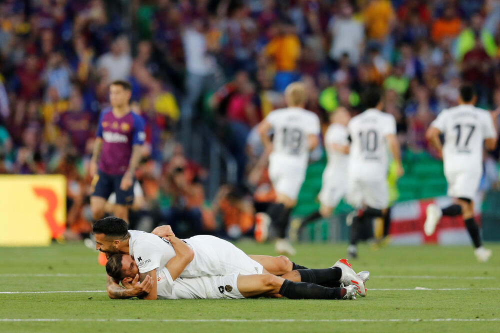 Slavlje igrača Valensije, Foto: MARCELO DEL POZO