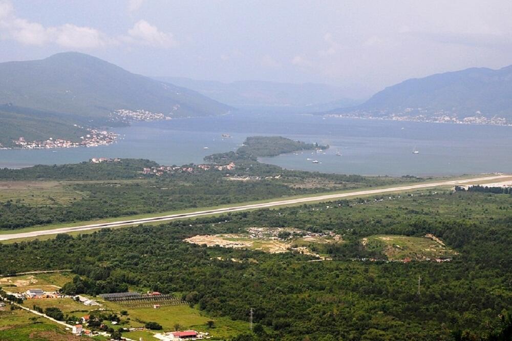 Aerodrom Tivat, Foto: Siniša Luković