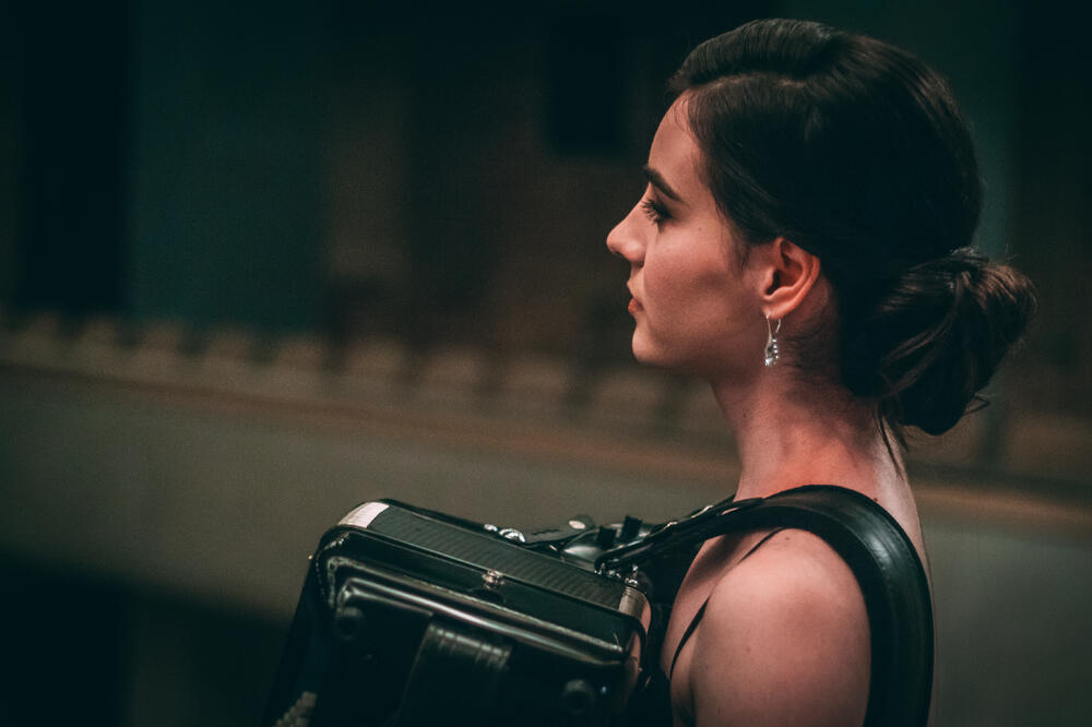 Brzo je zavoljela harmoniku: Amela Frljučkić, Foto: Adis Nović