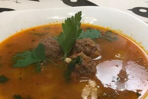 Meksička supa sa knedlama od mesa