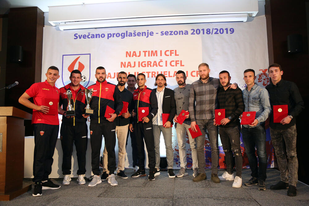 Članovi najboljeg tima sezone na ceremoniji u hotelu "Ramada", Foto: SPFCG
