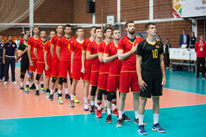 Odbojkaši u četiri seta savladali Island