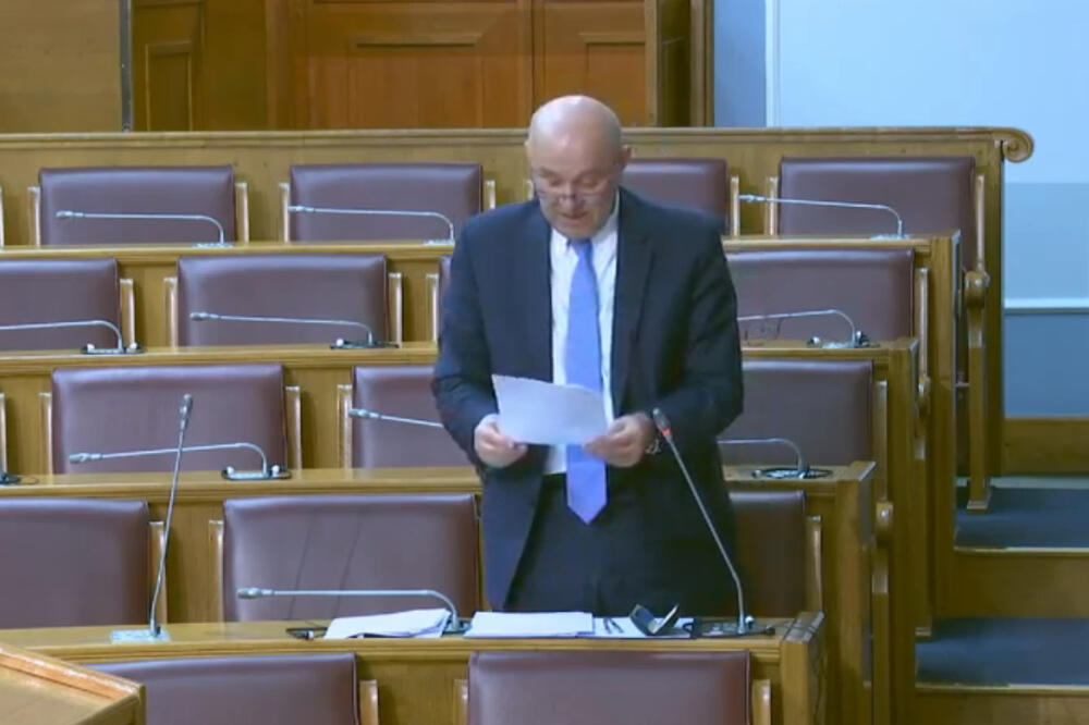 Radunović u Skupštini Crne Gore, Foto: Screenshot/YouTube