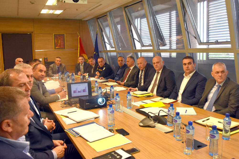 Sa kolegijuma, Foto: Uprava policije