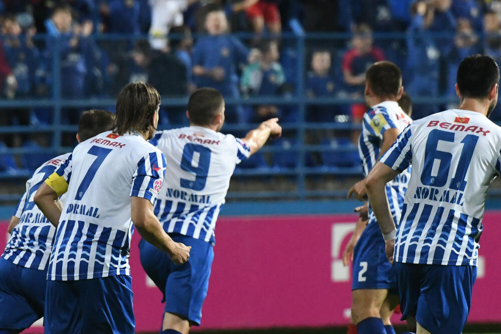 Slavlje fudbalera Budućnosti, Foto: Savo Prelević