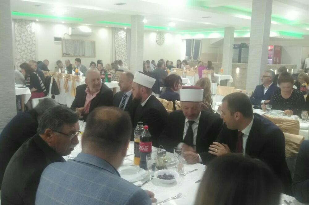 Iftarsko druženje u Beranama, Foto: Tufik Softić