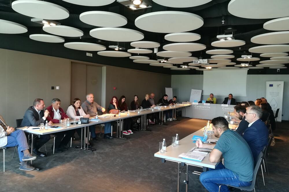 Sa javne debate, Foto: ADP-Zid