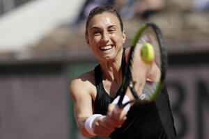 Mugurusa izbacila Svitoljinu, hrvatska senzacija Petra Martić