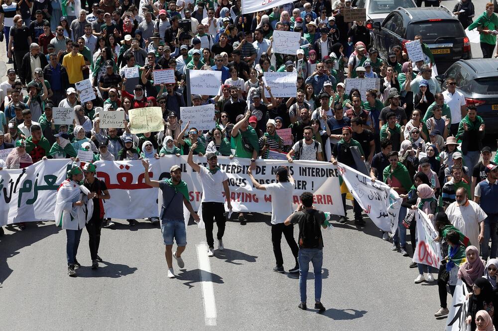 Sa jednog od protesta u Alžiru, Foto: Reuters