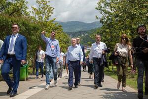 FOTO priča: Predsjednik MOK-a u Crnoj Gori