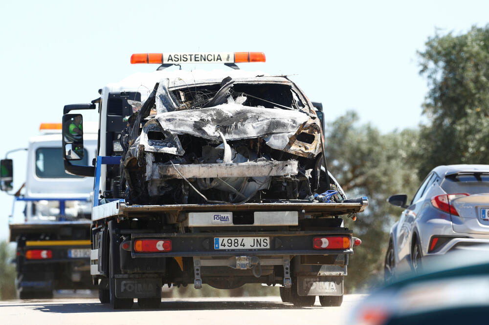 Uništeni automobil u kojem je stradao Rejes, Foto: STRINGER