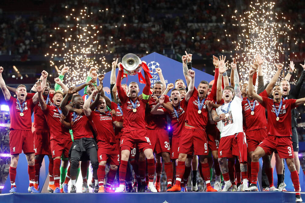 Fudbaleri Liverpula na krovu Evrope, Foto: CARL RECINE