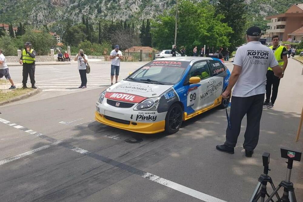 Sa današnjeg treninga za trku Kotor - Trojica