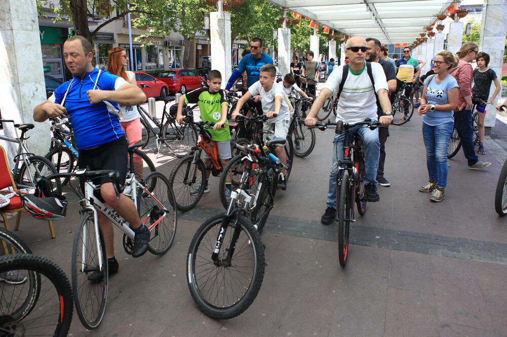 Vožnjom obilježili Svjetski dan bicikla