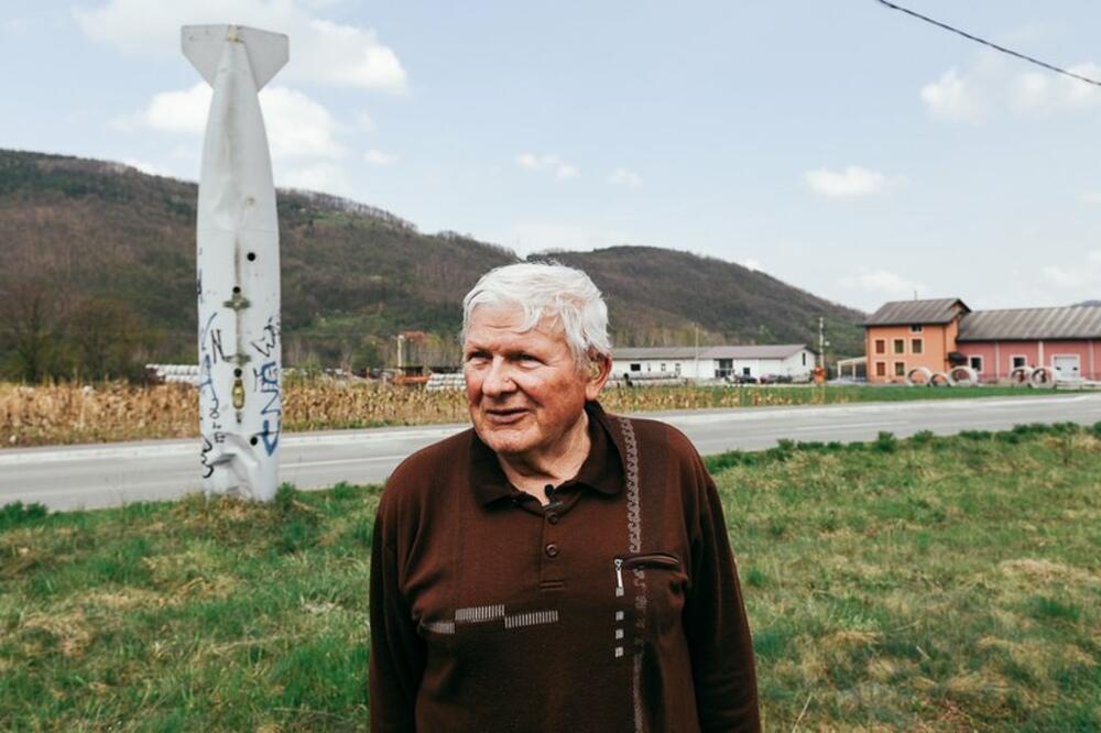 "Raketa" se nalazi u dvorištu Radomira Đorđevića, Foto: BBC/Ivan Dinić