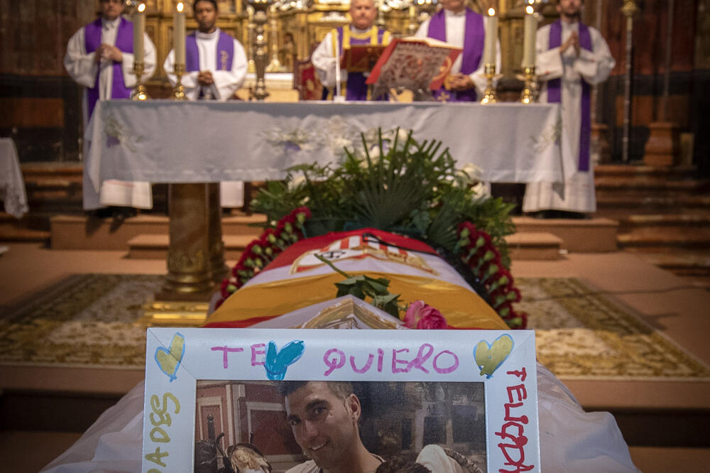 Kovčeg sa tijelom Hosea Antonija Rejesa, Foto: AP