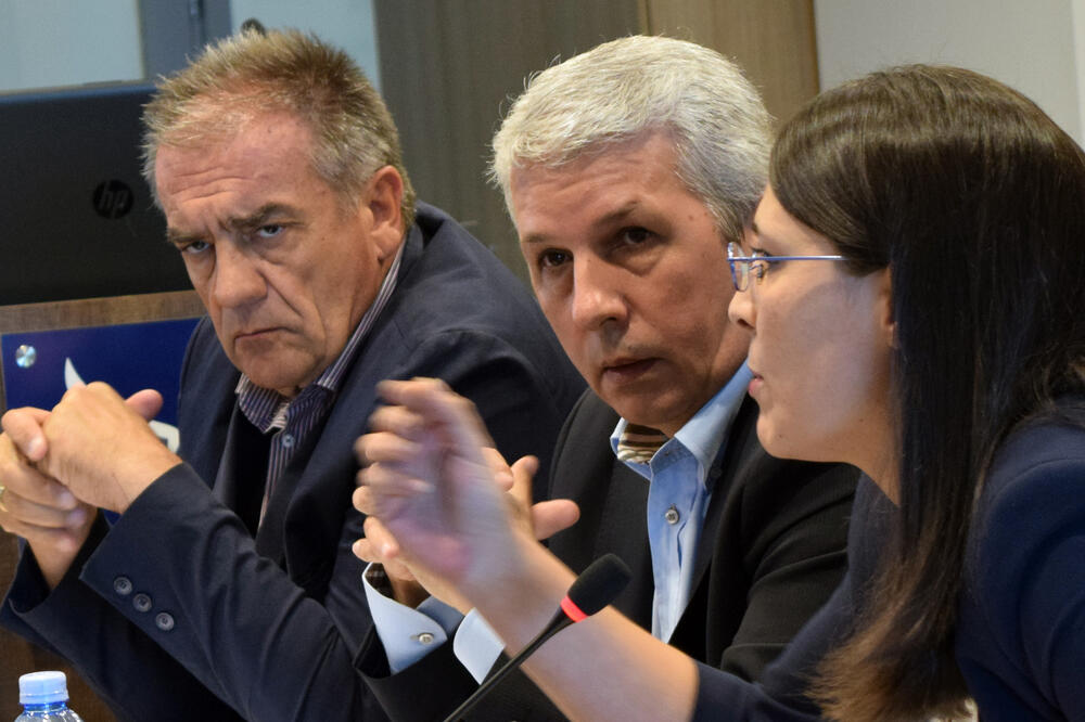 Stijepović, Obrenović i Ćalović, Foto: Luka Zeković