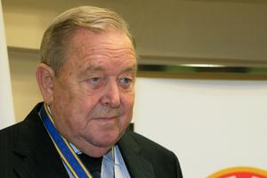Umro bivši predsjednik UEFA Lenart Johanson
