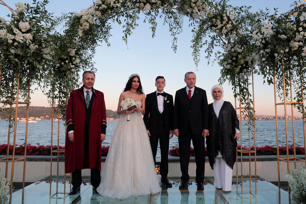 Sa vjenčanja, Foto: Reuters