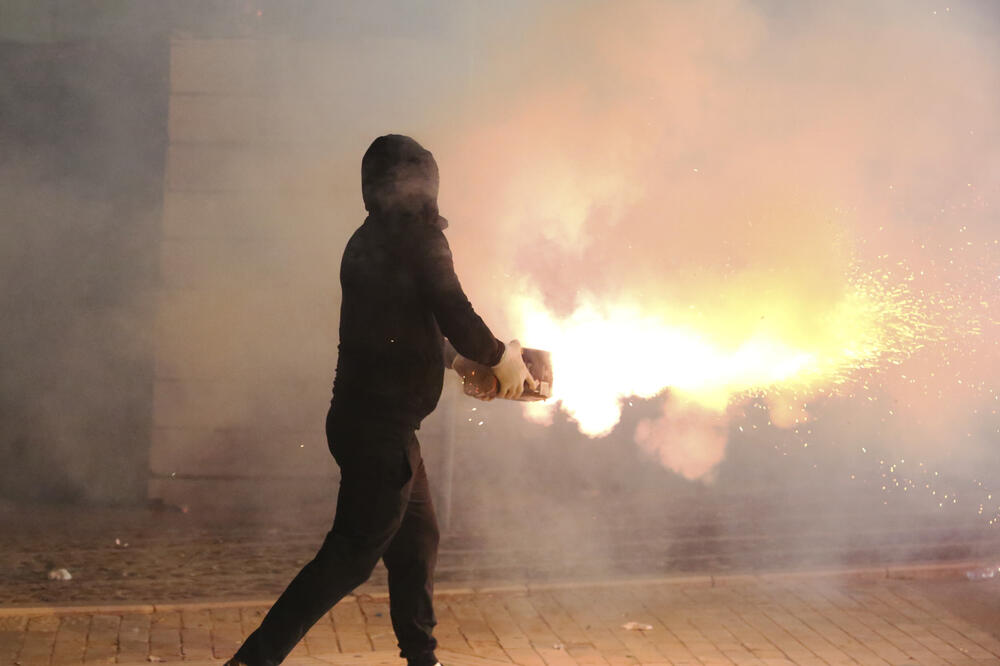 Detalj sa protesta u Albaniji, Foto: Beta-AP