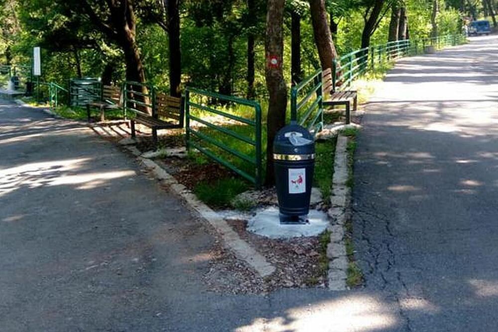 Kante postavljene juče, Foto: Glavni grad