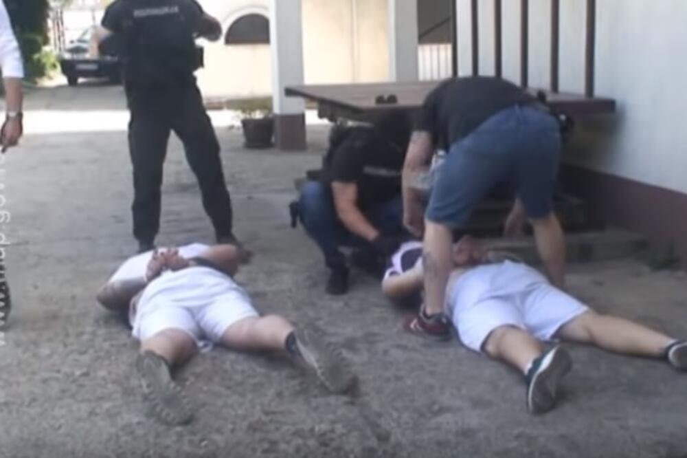 Hapšenje Čeda Kalića i O.N., Foto: Screenshot/Youtube
